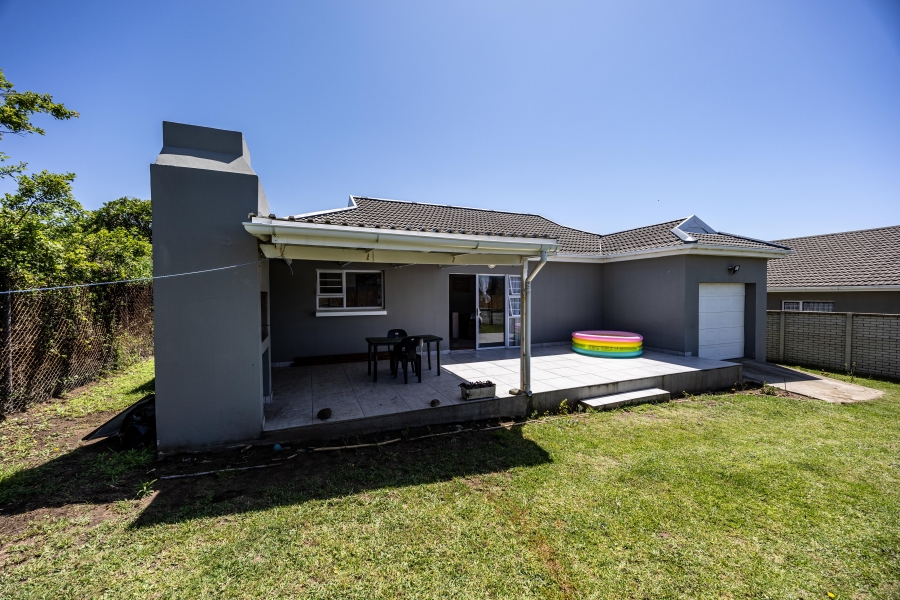 3 Bedroom Property for Sale in Kidds Beach Eastern Cape